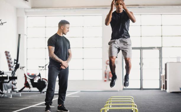 Comment garder la motivation avec un coach sportif quand on habite Lyon ?